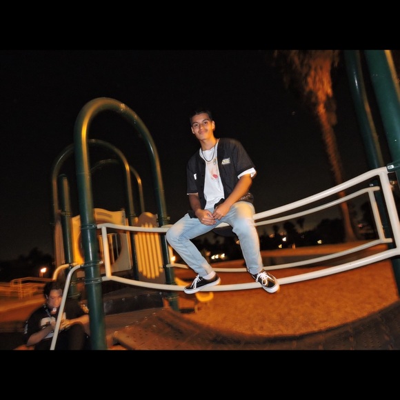 Meet your Posher, Moises - Picture 1 of 1